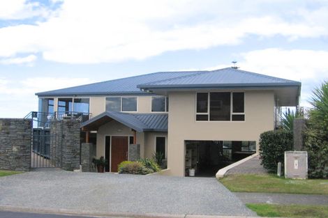 Photo of property in 133 Bruce Wallace Place, Whangamata, 3620