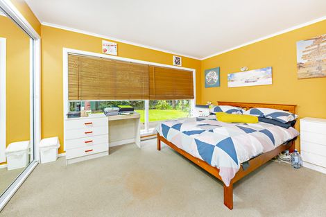 Photo of property in 11 Scenic Drive, Hillpark, Auckland, 2102