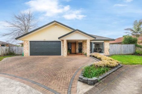 Photo of property in 13 Coleraine Place, East Tamaki, Auckland, 2016