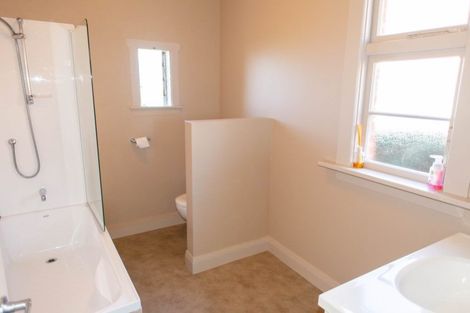 Photo of property in 79 Middleton Road, Kew, Dunedin, 9012