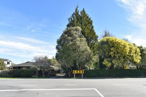 Photo of property in 361 Gardiners Road, Harewood, Christchurch, 8051
