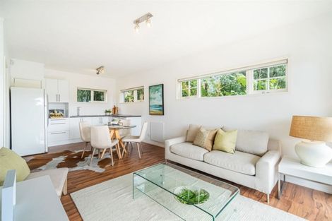 Photo of property in 11 Ponui Place, Mairangi Bay, Auckland, 0630