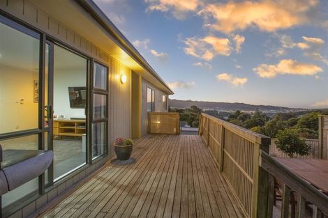 Photo of property in 49b Rose Street, Ranui, Porirua, 5024