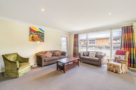 Photo of property in 3 Maoribank Grove, Brown Owl, Upper Hutt, 5018