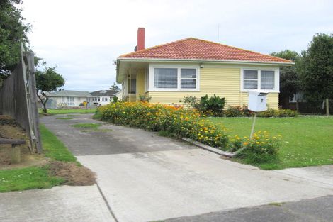 Photo of property in 7 Corsair Crescent, Mangere, Auckland, 2022