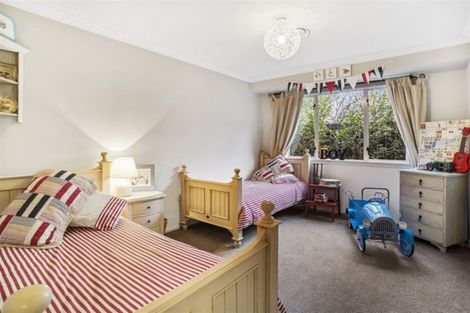 Photo of property in 12 Oakdale Road, Mount Roskill, Auckland, 1041