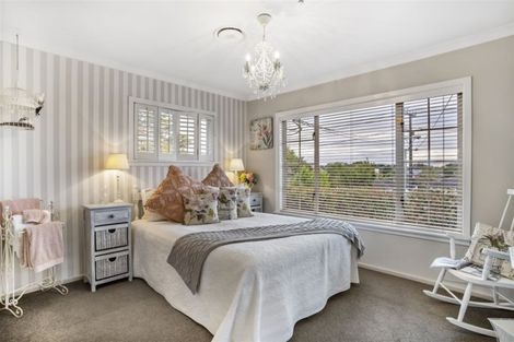 Photo of property in 12 Oakdale Road, Mount Roskill, Auckland, 1041