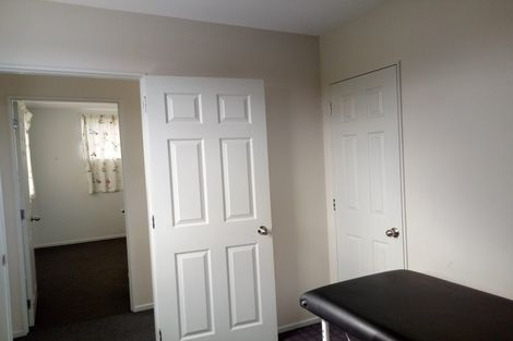 Photo of property in 44a Waverley Avenue, Glenfield, Auckland, 0629