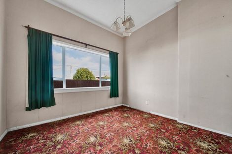 Photo of property in 25 Argyle Street, Hawera, 4610