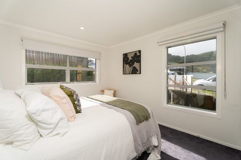 Photo of property in 103 Melksham Drive, Churton Park, Wellington, 6037