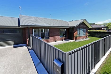Photo of property in 39 Whiting Crescent, Greenmeadows, Napier, 4112
