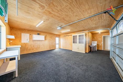 Photo of property in 27 Simpson Crescent, Raumati Beach, Paraparaumu, 5032