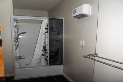 Photo of property in 9 Pohutukawa Street, Woburn, Lower Hutt, 5010