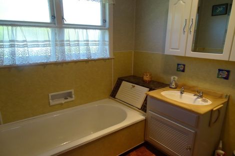 Photo of property in 4 Lewis Street, Paeroa, 3600