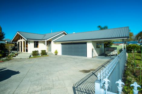 Photo of property in 122 Potae Avenue, Lytton West, Gisborne, 4010