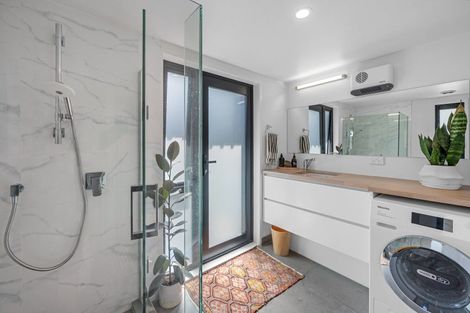 Photo of property in 2/21 Hauraki Road, Hauraki, Auckland, 0622