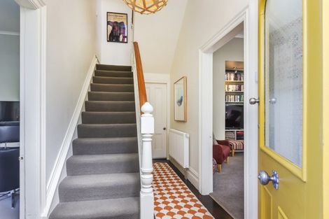 Photo of property in 19 Roy Street, Newtown, Wellington, 6021