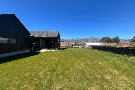 Photo of property in 10 Tomtit Crescent, Lake Hawea, 9382