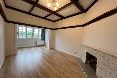 Photo of property in 9 Akarana Avenue, Mount Roskill, Auckland, 1041