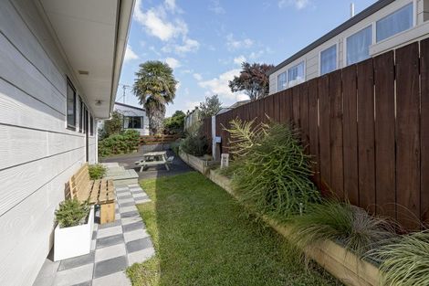 Photo of property in 36b Meander Drive, Welcome Bay, Tauranga, 3112