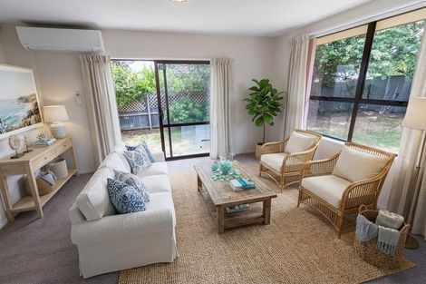 Photo of property in 2/121 Marlow Road, Aranui, Christchurch, 8061