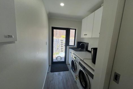 Photo of property in 12 Whakawhiti Street, Marfell, New Plymouth, 4310