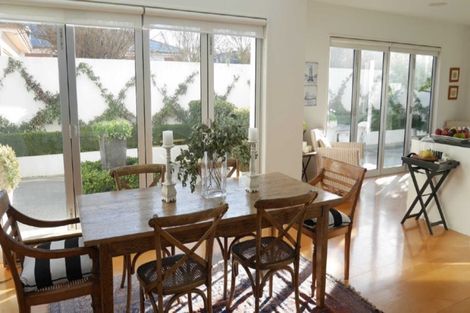 Photo of property in 18d Holmwood Road, Merivale, Christchurch, 8014