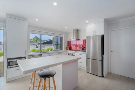 Photo of property in 32 Tairua Palms Place, Tairua, 3508