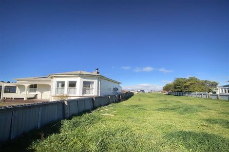 Photo of property in 15 Cole Street, Dannevirke, 4930