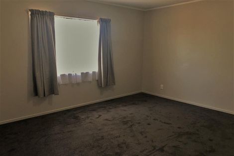 Photo of property in 2/45 Templeton Place, Clendon Park, Auckland, 2103