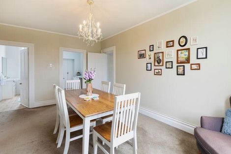 Photo of property in 12 Neesons Way, Glendene, Auckland, 0602