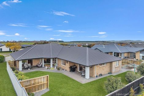 Photo of property in 15 Sutherland Drive, Kaiapoi, 7630