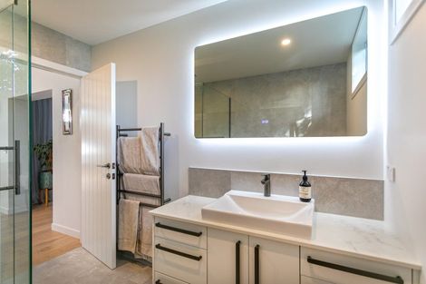 Photo of property in 163 Ocean Beach Road, Tairua, 3508