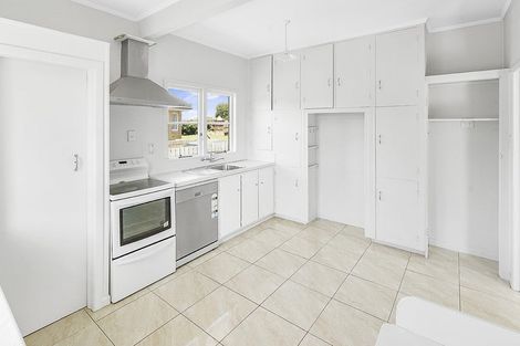 Photo of property in 233 Cambridge Road, Hillcrest, Hamilton, 3216