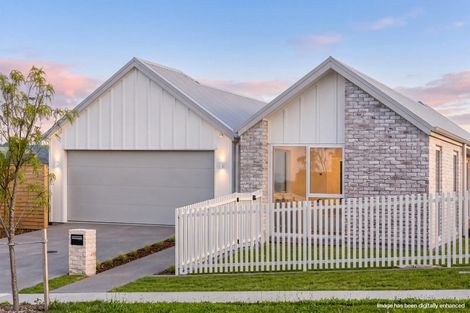 Photo of property in 2 Triplefin Avenue, Omokoroa, 3114