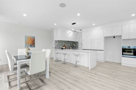 Photo of property in 11 Captain Rings Drive, Papakura, 2110