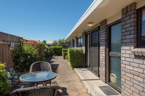 Photo of property in 1/12 Pemberton Crescent, Greerton, Tauranga, 3112