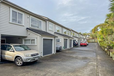 Photo of property in 6/78 Fernhill Way, Oteha, Auckland, 0632