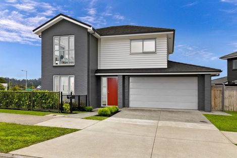 Photo of property in 2 Vincent Mcgrath Crescent, Swanson, Auckland, 0614