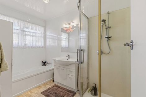 Photo of property in 13 Kenmore Place, Tokoroa, 3420