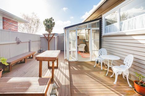 Photo of property in 46 Abraham Crescent, Milson, Palmerston North, 4414