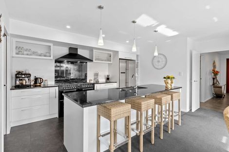 Photo of property in 32 Sutherland Drive, Kaiapoi, 7630