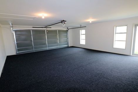 Photo of property in 11 Tararua Crescent, Carterton, 5713