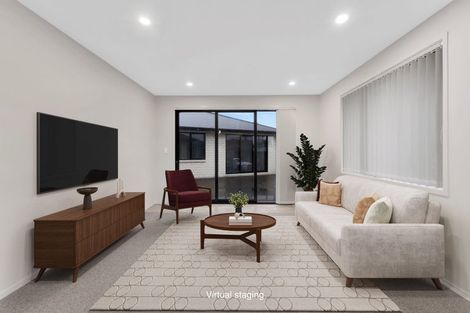 Photo of property in 8a Frederick Place, Whalers Gate, New Plymouth, 4310