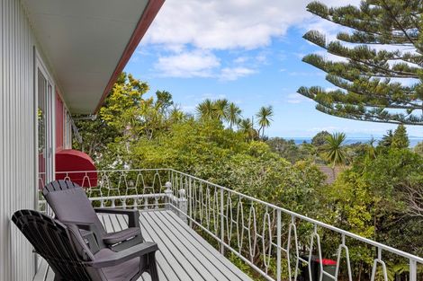 Photo of property in 23 Coromandel Crescent, Mairangi Bay, Auckland, 0630