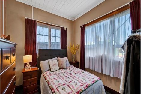 Photo of property in 47 High Street, Eltham, 4322