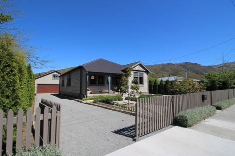 Photo of property in 15 Blyth Street, Clyde, 9330