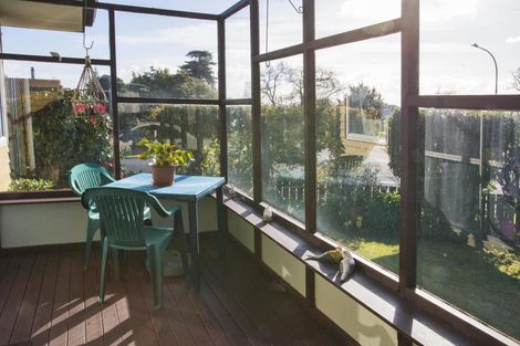 Photo of property in 1/32 Gibbons Road, Weymouth, Auckland, 2103