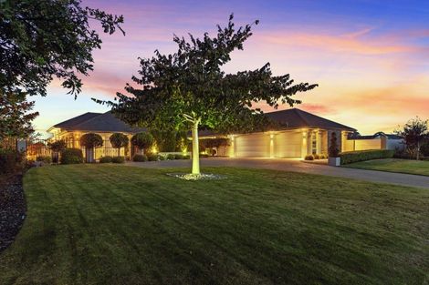 Photo of property in 20 Mapleham Drive, Pegasus, 7612