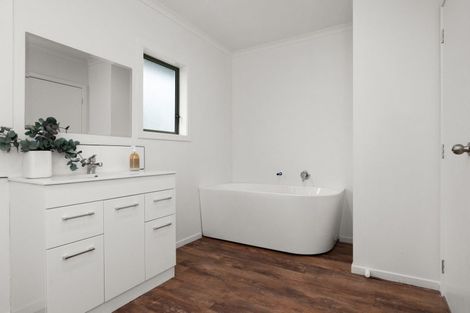 Photo of property in 105 Durham Drive, Havelock North, 4130